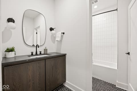 Photo of 954 Stillwell Street, Indianapolis, IN