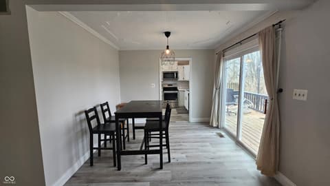 Dining room at 843 Westridge Circle, Noblesville, IN