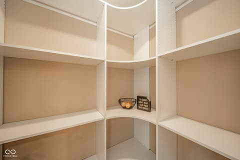 Pantry — 402 Luellen Way, New Castle, IN