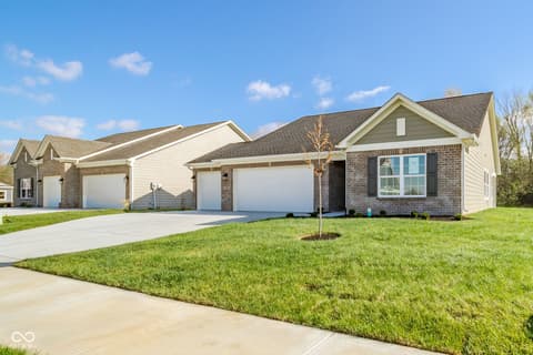 Front exterior at 402 Luellen Way, New Castle, IN