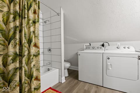 Laundry room at 2045 N Broadway Street, Indianapolis, IN