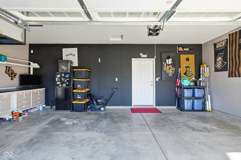 Garage at 12328 Wright Court, Noblesville, IN