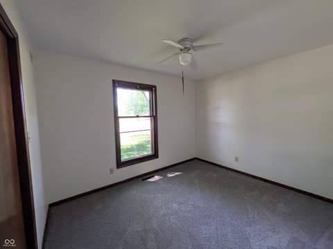 Photo of 1905 Vinewood Drive, Columbus, IN