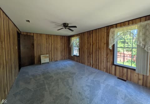 Photo of 1905 Vinewood Drive, Columbus, IN