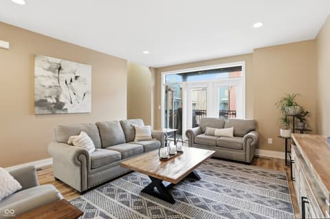 Photo of 609 Pomeroy Street, Indianapolis, IN