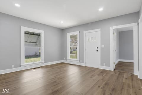 Foyer at 631 N Spring Street, Greenfield, IN