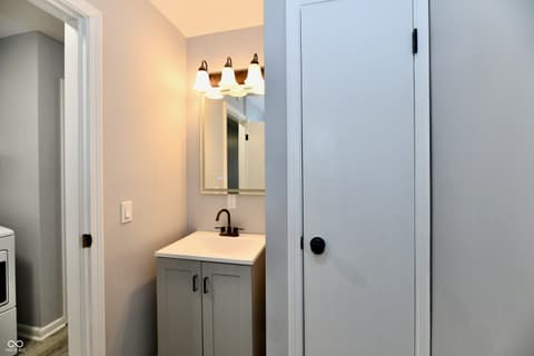 Photo of 5101 Dickson Road, Indianapolis, IN