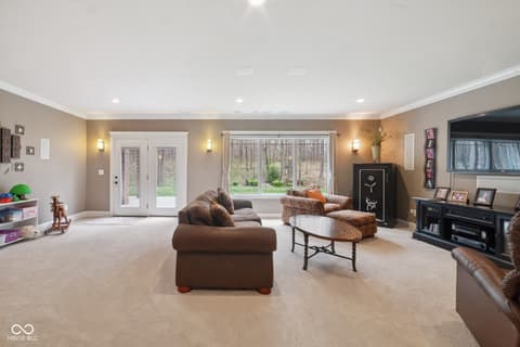 Living room at 7777 E County Road 50 N, Seymour, IN