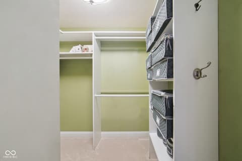 Walk In Closets — 7777 E County Road 50 N, Seymour, IN