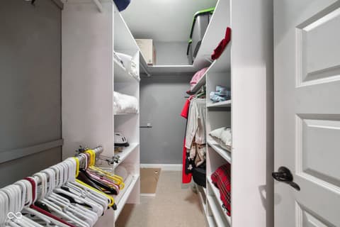 Walk In Closets — 7777 E County Road 50 N, Seymour, IN