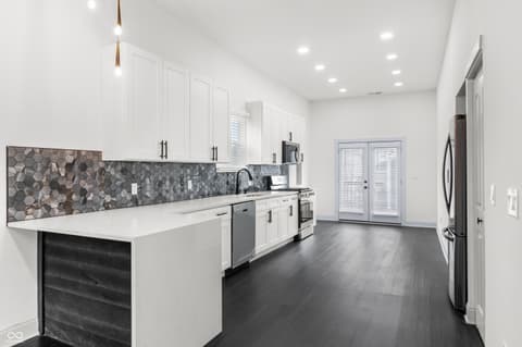 Photo of 3251 Sutherland Avenue, Indianapolis, IN