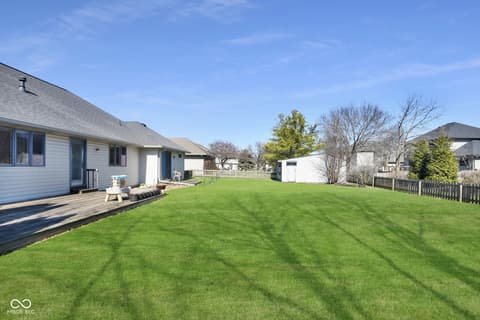 Yard at 700 S Buckingham Road, Yorktown, IN