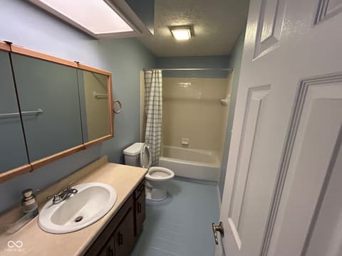 Photo of 7580 Castleton Farms Drive W, Indianapolis, IN