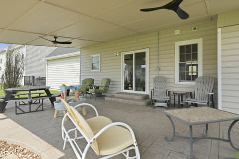 Photo of 3155 Woodhaven Way, Bargersville, IN