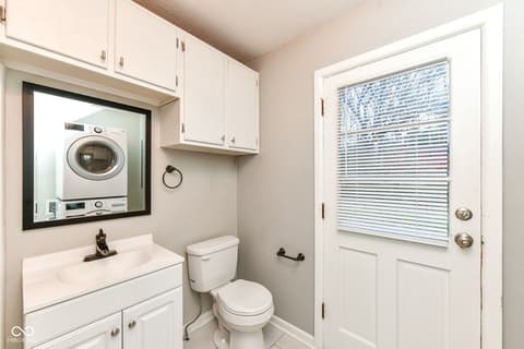 Photo of 4525 Melbourne Road, Indianapolis, IN