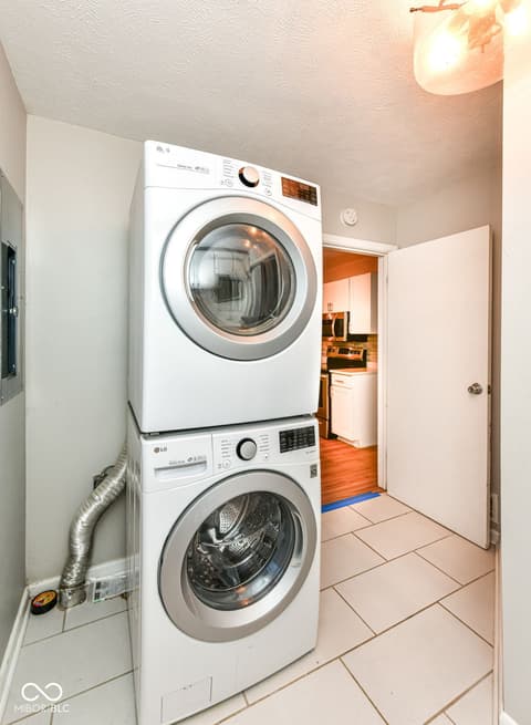 Photo of 4525 Melbourne Road, Indianapolis, IN