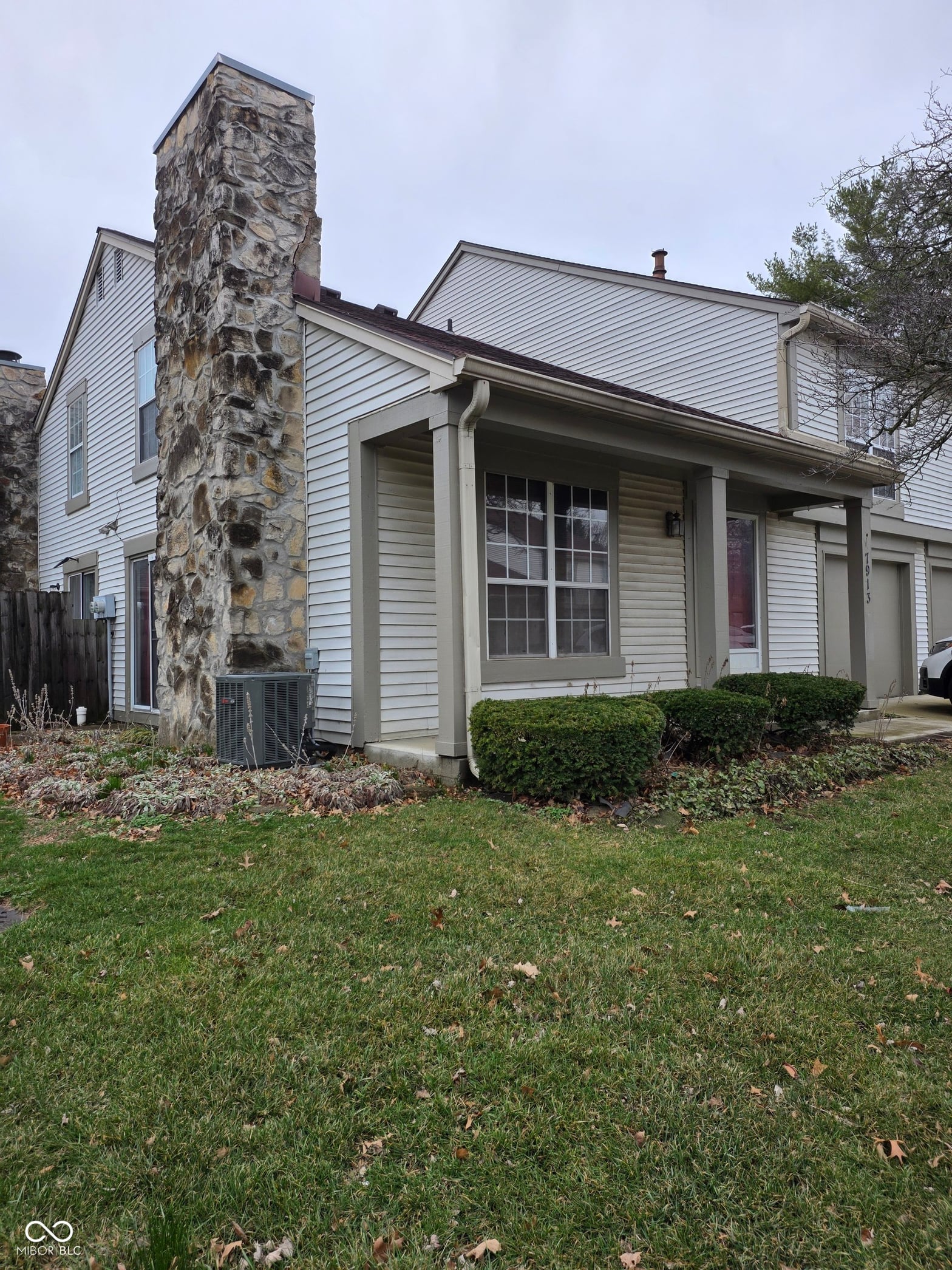 Front exterior at 7913 Hunters Path, Indianapolis, IN
