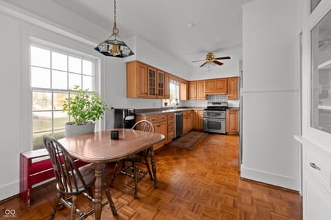 Photo of 2706 W Petty Road, Muncie, IN