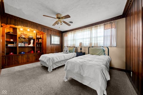 Photo of 2706 W Petty Road, Muncie, IN