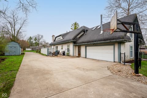 Photo of 2706 W Petty Road, Muncie, IN