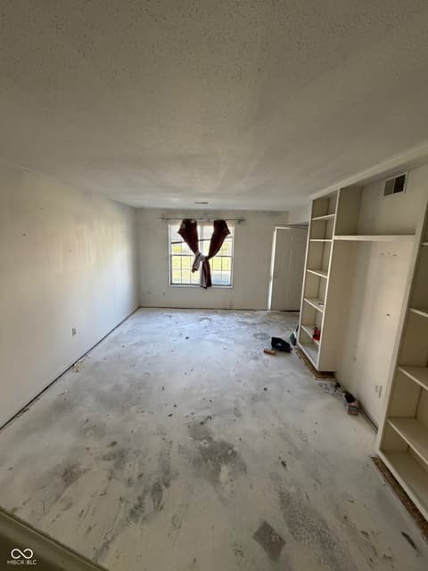 Living room at 6025 Wingedfoot Court, Indianapolis, IN
