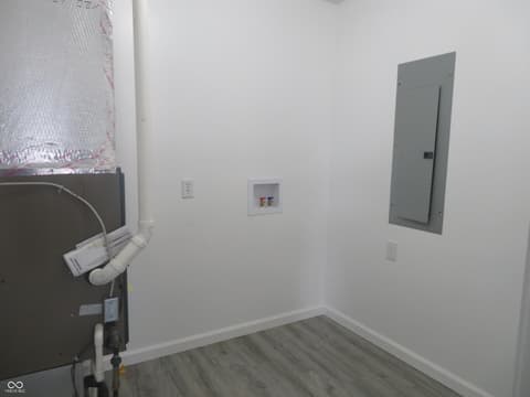 Photo of 404 W Broadway Street, Alexandria, IN