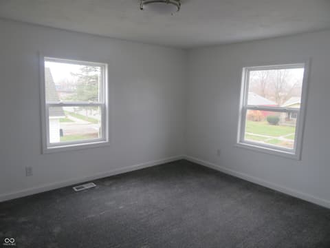 Photo of 404 W Broadway Street, Alexandria, IN