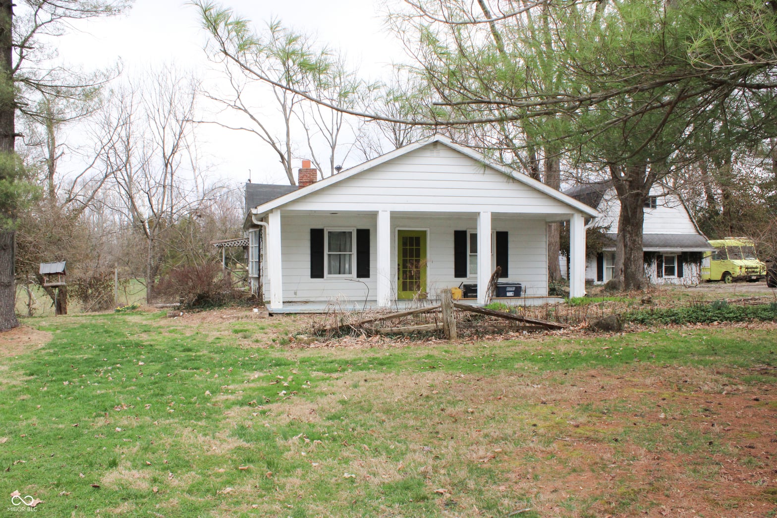 Photo of 3320 E Private Road 140 N, North Vernon, IN