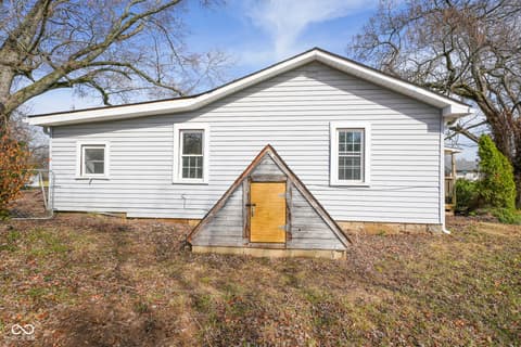 Photo of 1807 Walton Street, Anderson, IN