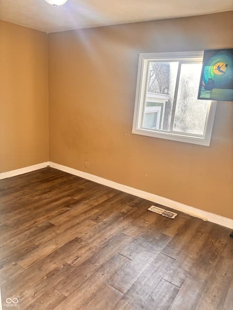 Photo of 2411 W 62nd Street, Indianapolis, IN