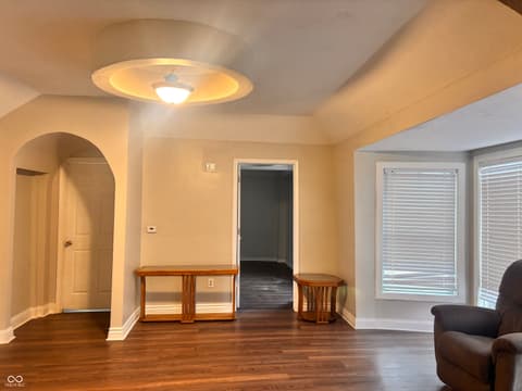 Photo of 2411 W 62nd Street, Indianapolis, IN
