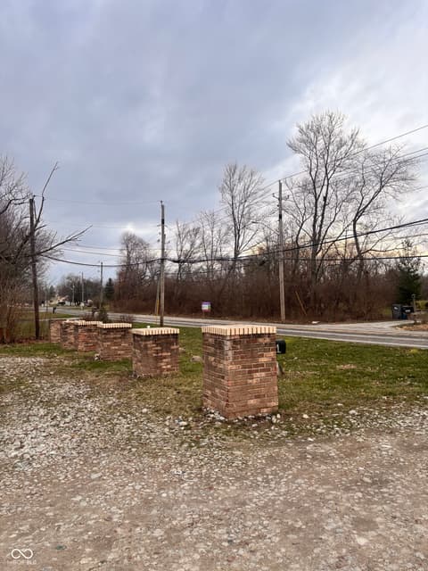 Photo of 2411 W 62nd Street, Indianapolis, IN