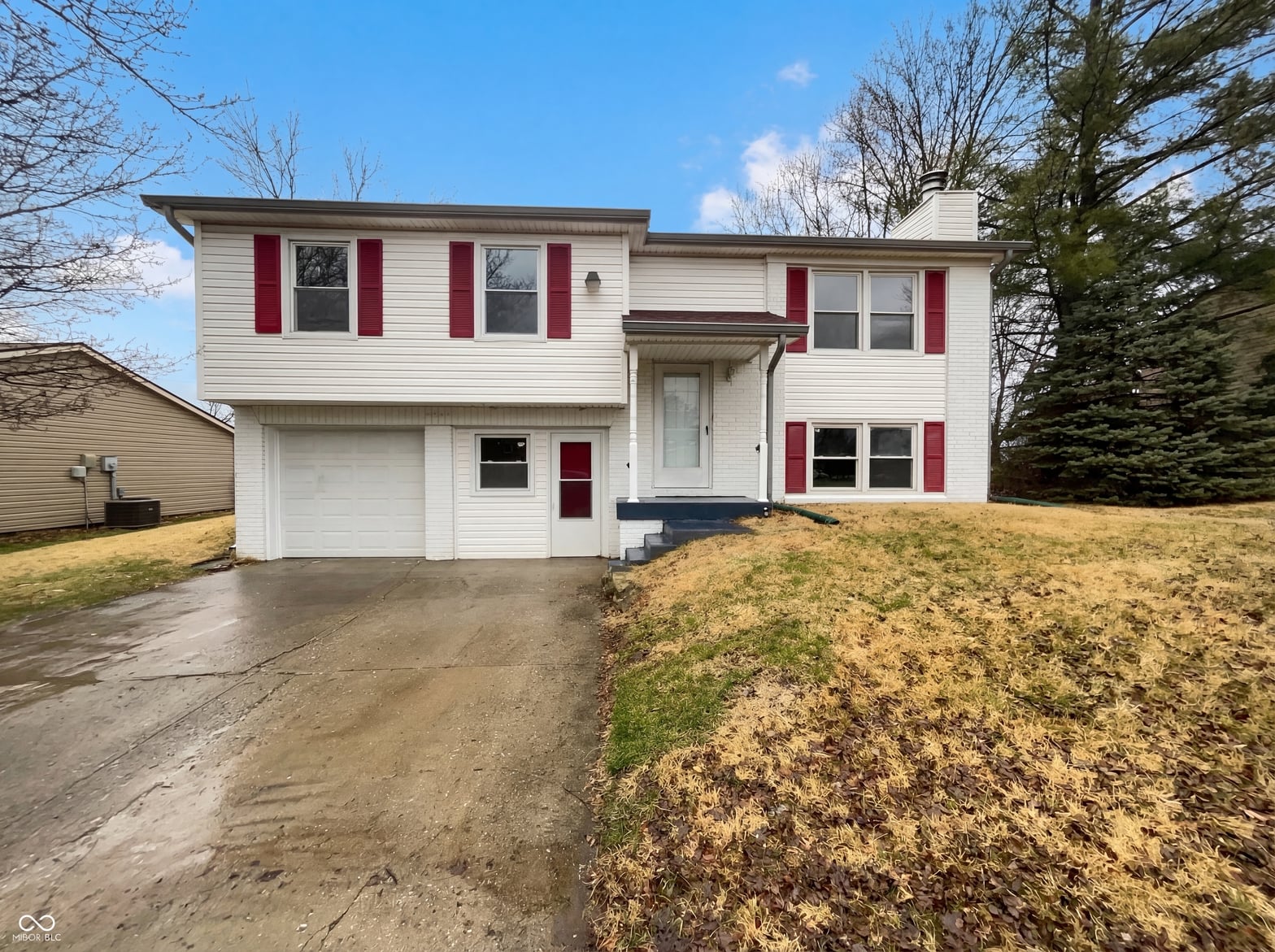 Photo of 6910 Troon Way, Indianapolis, IN