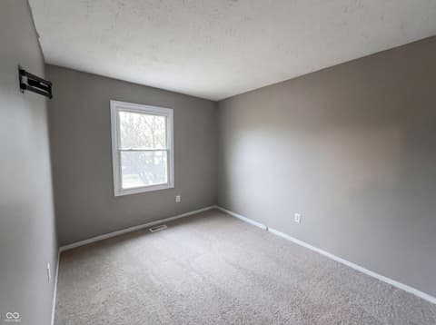 Photo of 6910 Troon Way, Indianapolis, IN