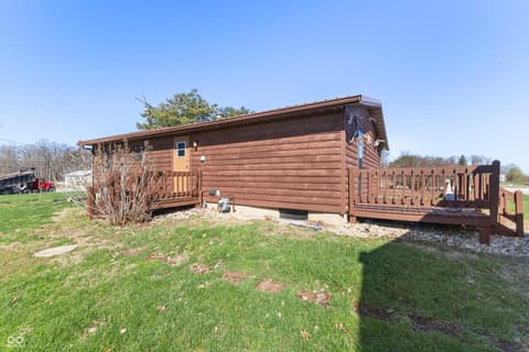Side exterior at 11696 E Short Road, Springville, IN