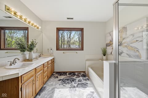 Photo of 5501 Spicebush Drive, Indianapolis, IN