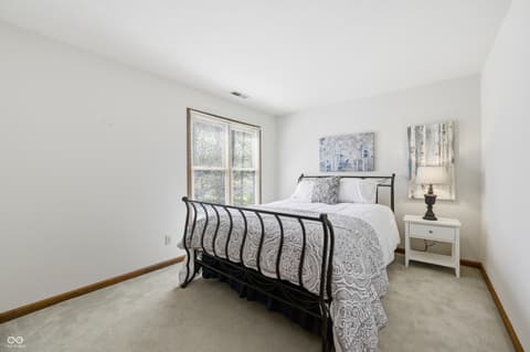 Photo of 5501 Spicebush Drive, Indianapolis, IN
