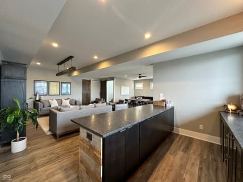 Bar — 13682 Kingston Drive, Fishers, IN