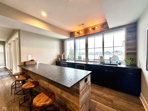 Bar — 13682 Kingston Drive, Fishers, IN
