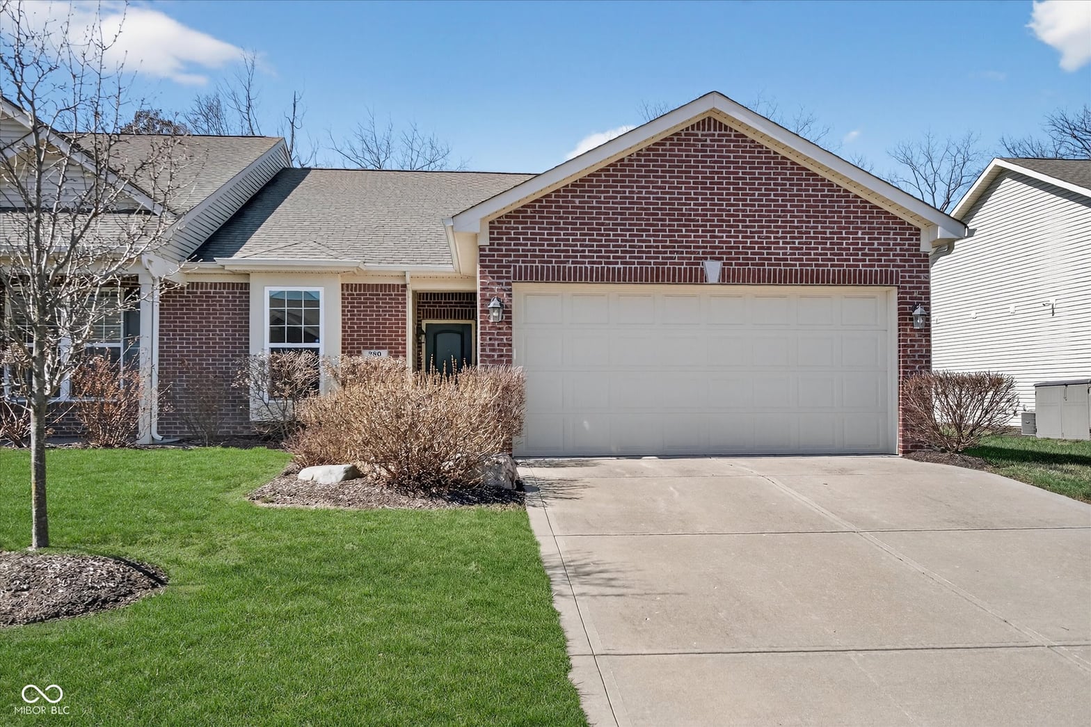Photo of 380 Angelina Way, Avon, IN