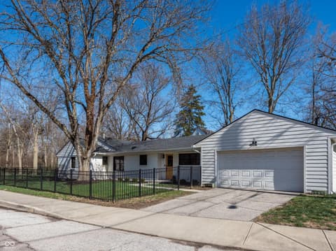 275 W Westfield Boulevard