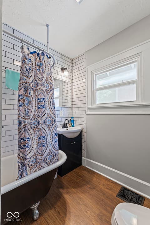 Photo of 3938 N Kenwood Avenue, Indianapolis, IN