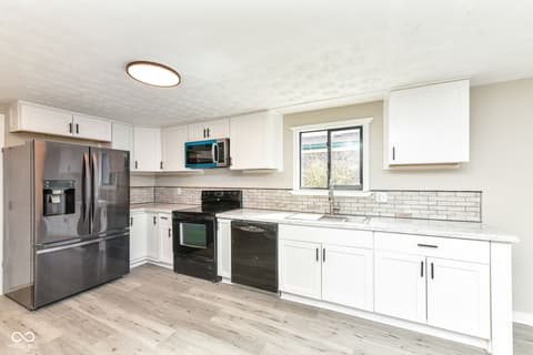 Photo of 7210 Chimney Rock Court, Indianapolis, IN