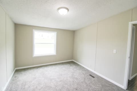 Photo of 3697 Country Squire Boulevard, North Vernon, IN
