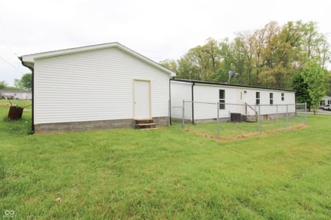 Photo of 3697 Country Squire Boulevard, North Vernon, IN
