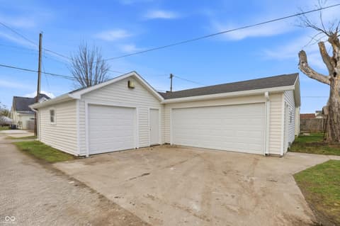 Photo of 1111 Main Street, Elwood, IN