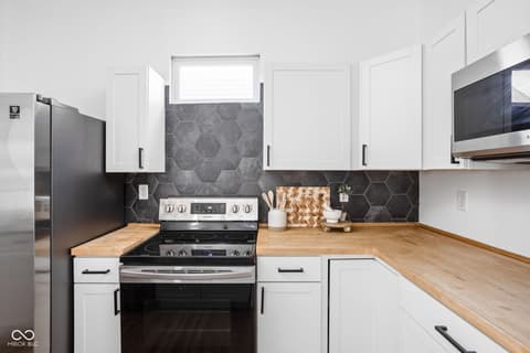 Photo of 624 E Minnesota Street, Indianapolis, IN