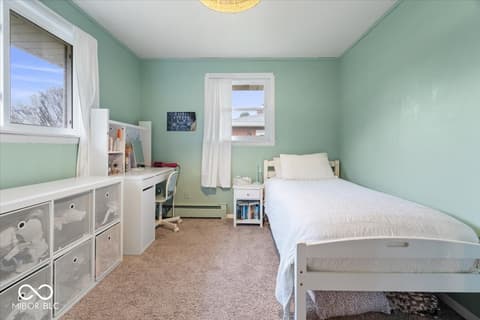 Bedroom at 2730 Woodlawn Drive, Anderson, IN