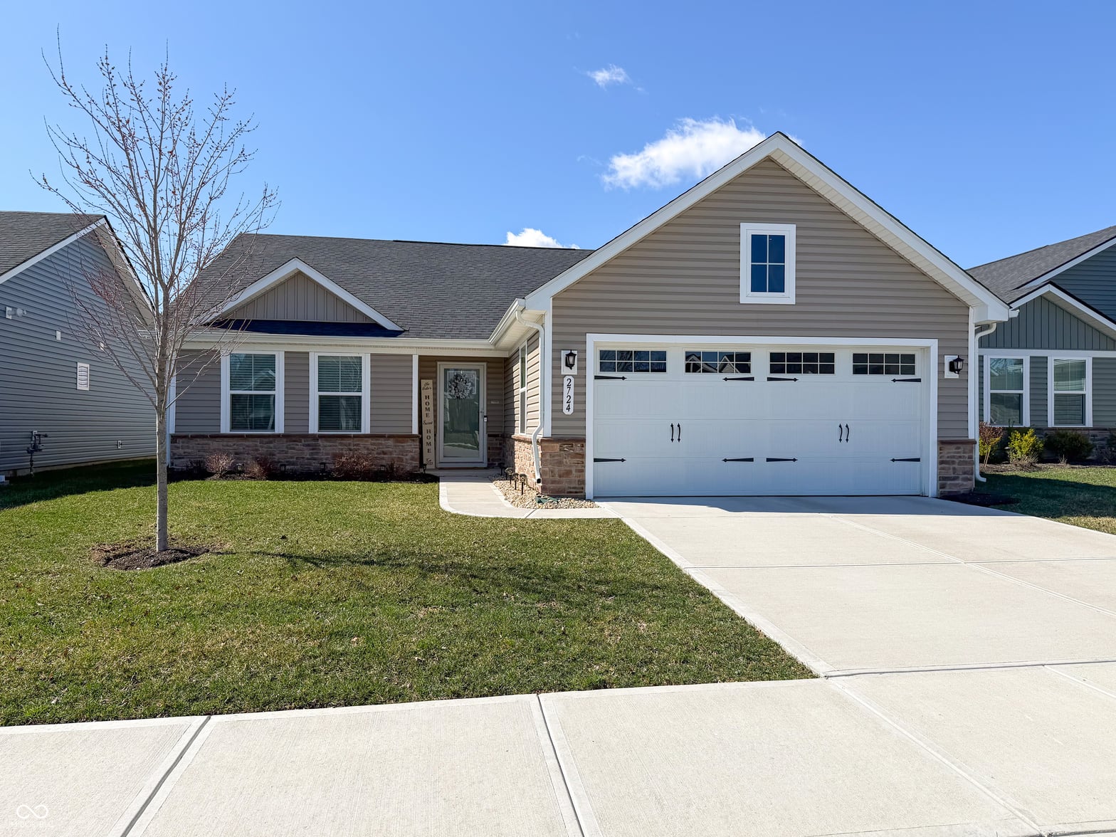 Front exterior at 2724 Stonebridge Drive, Lebanon, IN