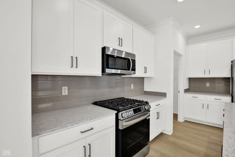 Photo of 5279 Nettleton Way, Avon, IN
